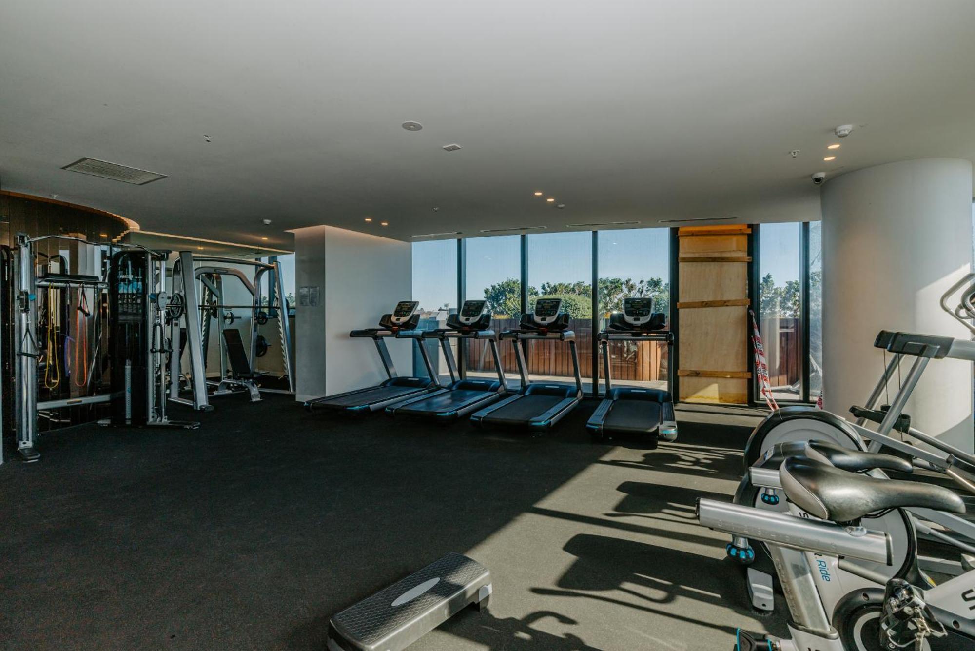 Skyone Lux 2bed Aprt In Boxhill With Car Park Box Hill