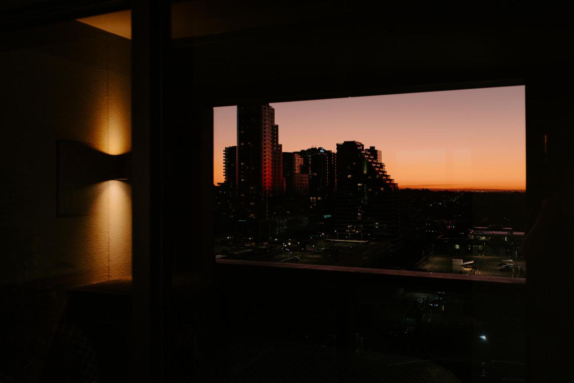 Skyone Lux 2bed Aprt In Boxhill With Car Park Apartment *